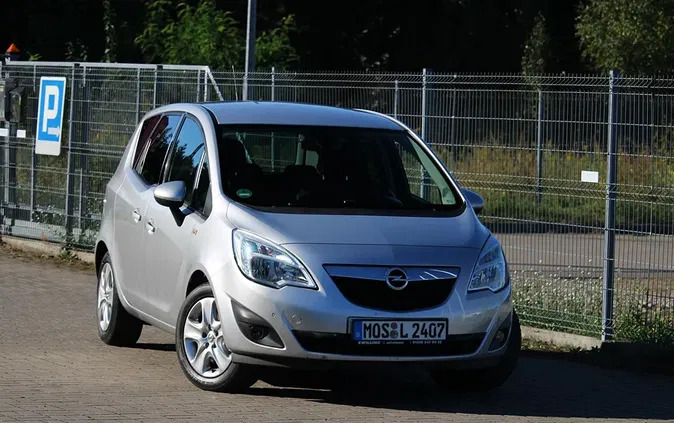 samochody osobowe Opel Meriva cena 18900 przebieg: 188000, rok produkcji 2011 z Margonin